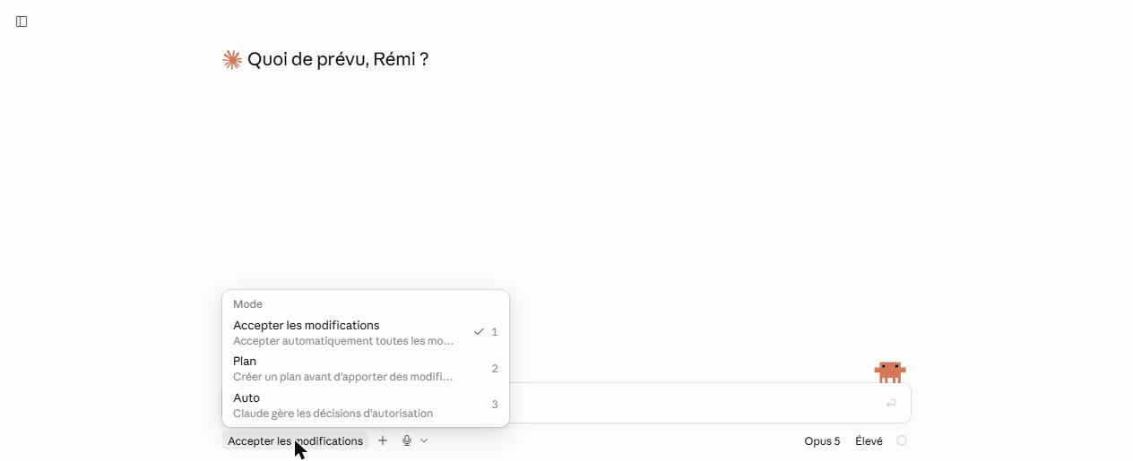 L'interface de Claude Code, avec le menu des modes d'autorisation ouvert